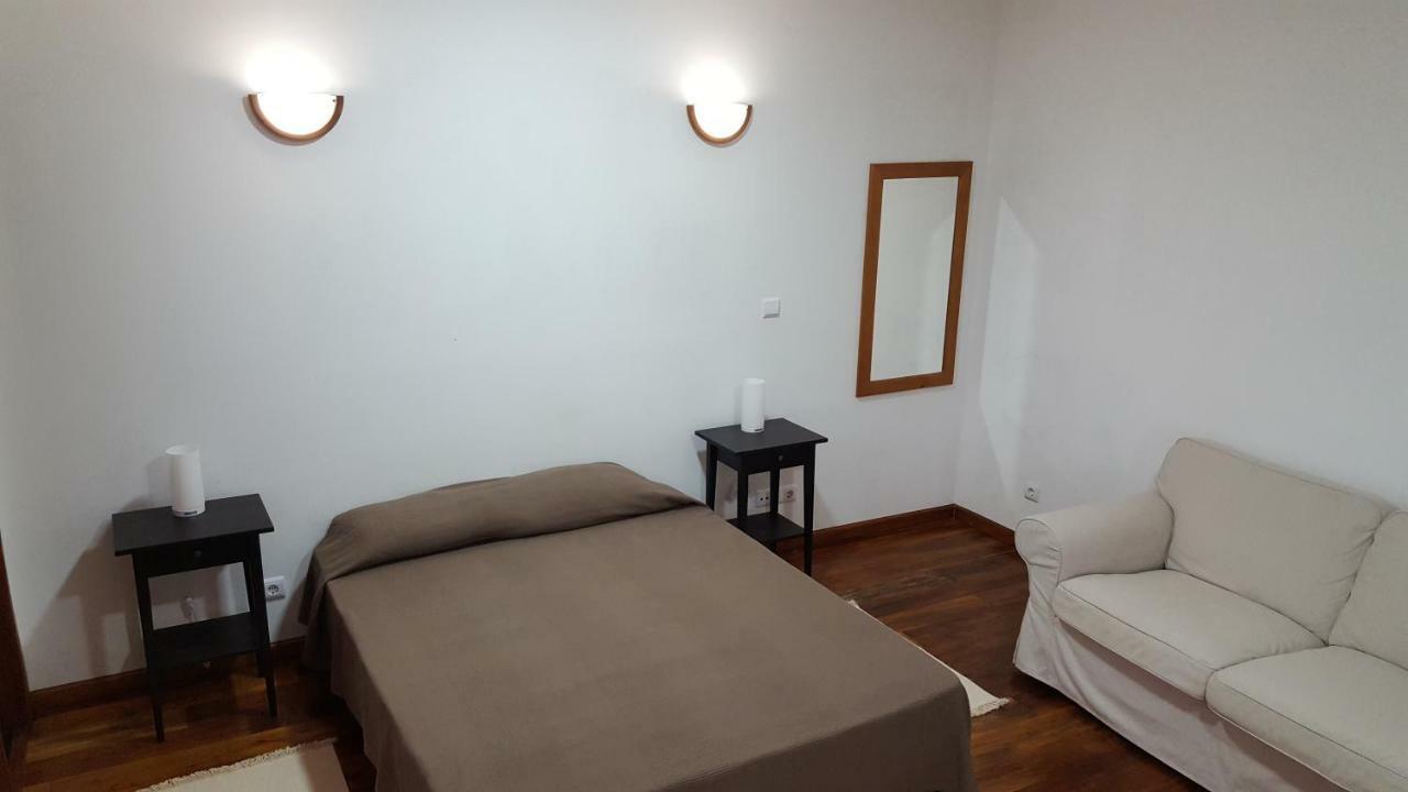 Velasmar Luaran gambar