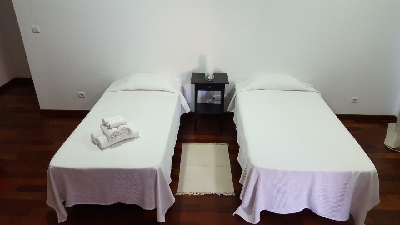 Velasmar Luaran gambar